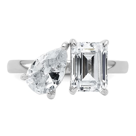 Toi et Moi - Emerald and Pear Cut Certified Lab Grown Diamond Engagement Ring
